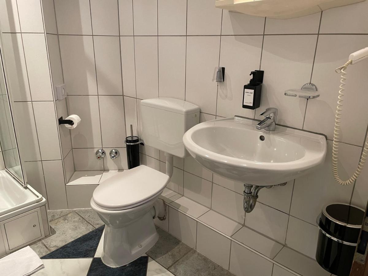 Hotel Am Ledermuseum Offenbach am Main Esterno foto